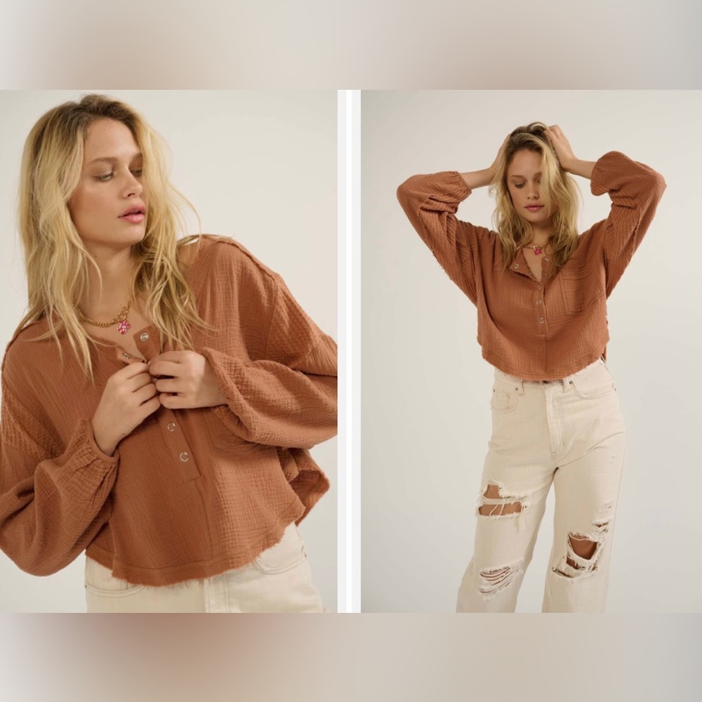 Promesa - Easy Life Cropped Crinkle Cotton Henley Top in Rust/Orange - Size S